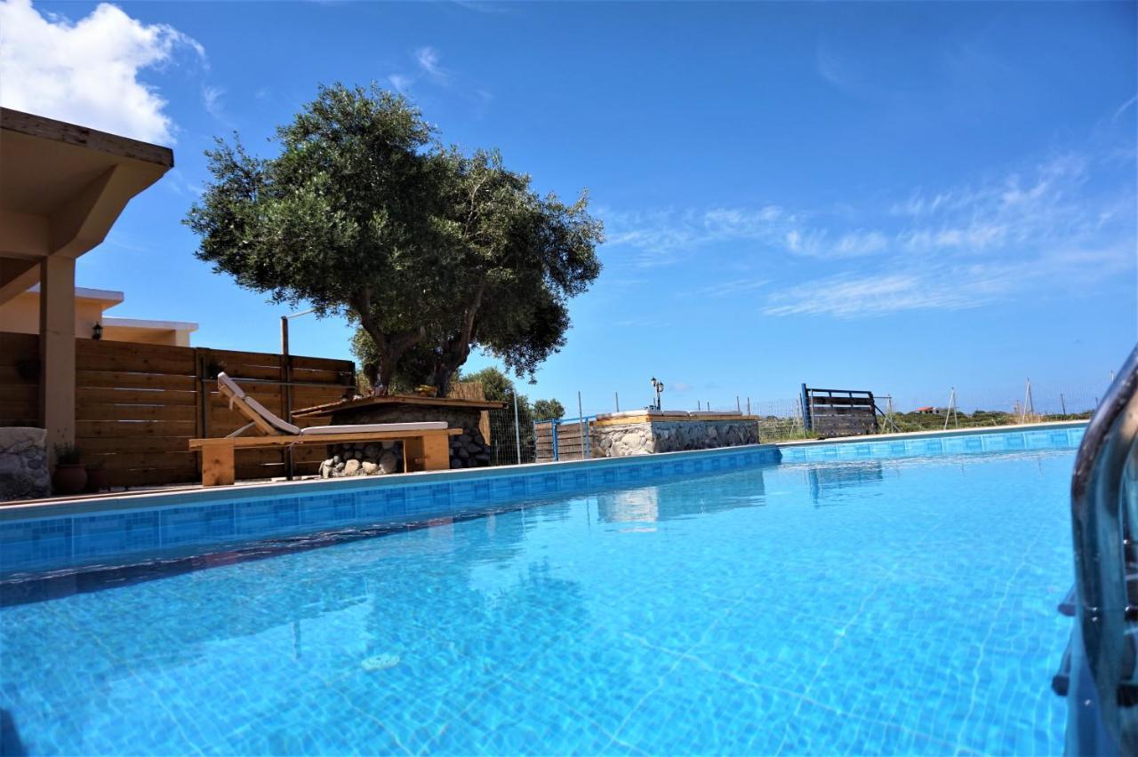 Sea Lake Holiday House Elafonisi Exterior photo
